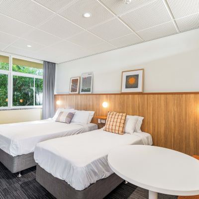 Queen + Single Room with Ensuite Brighton Hotel Promo Code