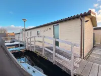 Visserslust Rooms, Appartments and Houseboats Hotel di 