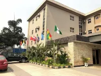 Watbridge Hotels & Suites Hotels in 