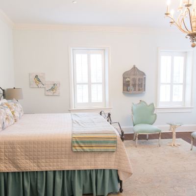 Room, Private Bathroom (Room 220) Inn at Evergreen Promo Code