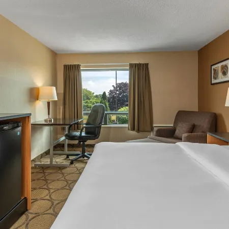 Comfort Inn West