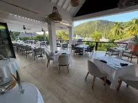 2 bedroom luxury apartment in the Zoetry Marigot Bay Resort with amazing views Các khách sạn ở 