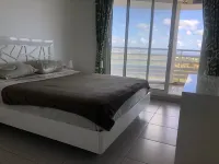 Luxury apartment with sea view Các khách sạn ở 
