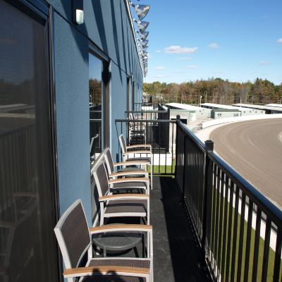 King Suite Track View Hotel at Batavia Downs Promo Code