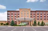 Holiday Inn MADISON AT THE AMERICAN CENTER by IHG