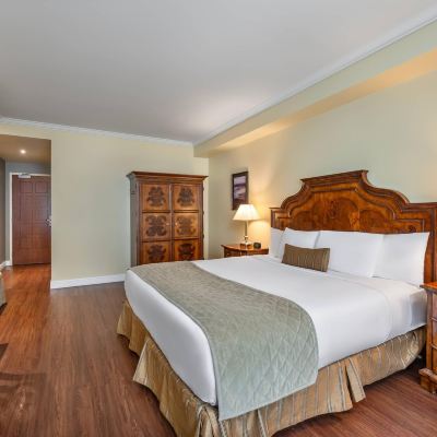 Suite, Multiple Beds, Non Smoking Hotel Brossard Promo Code
