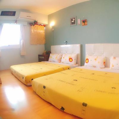 Sandy fammily room Come and live in Hall 2 (apartment) Promo Code