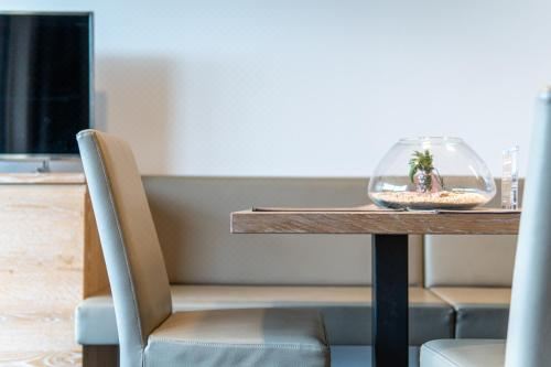 泳池景两卧室公寓