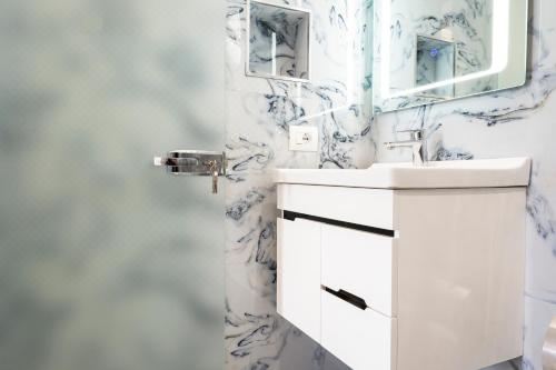 带阳台的四人房