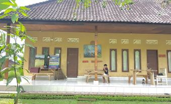 Bucu Hidden Guest House, and Meditation Center
