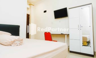 Mapala Guest House Makassar RedPartner