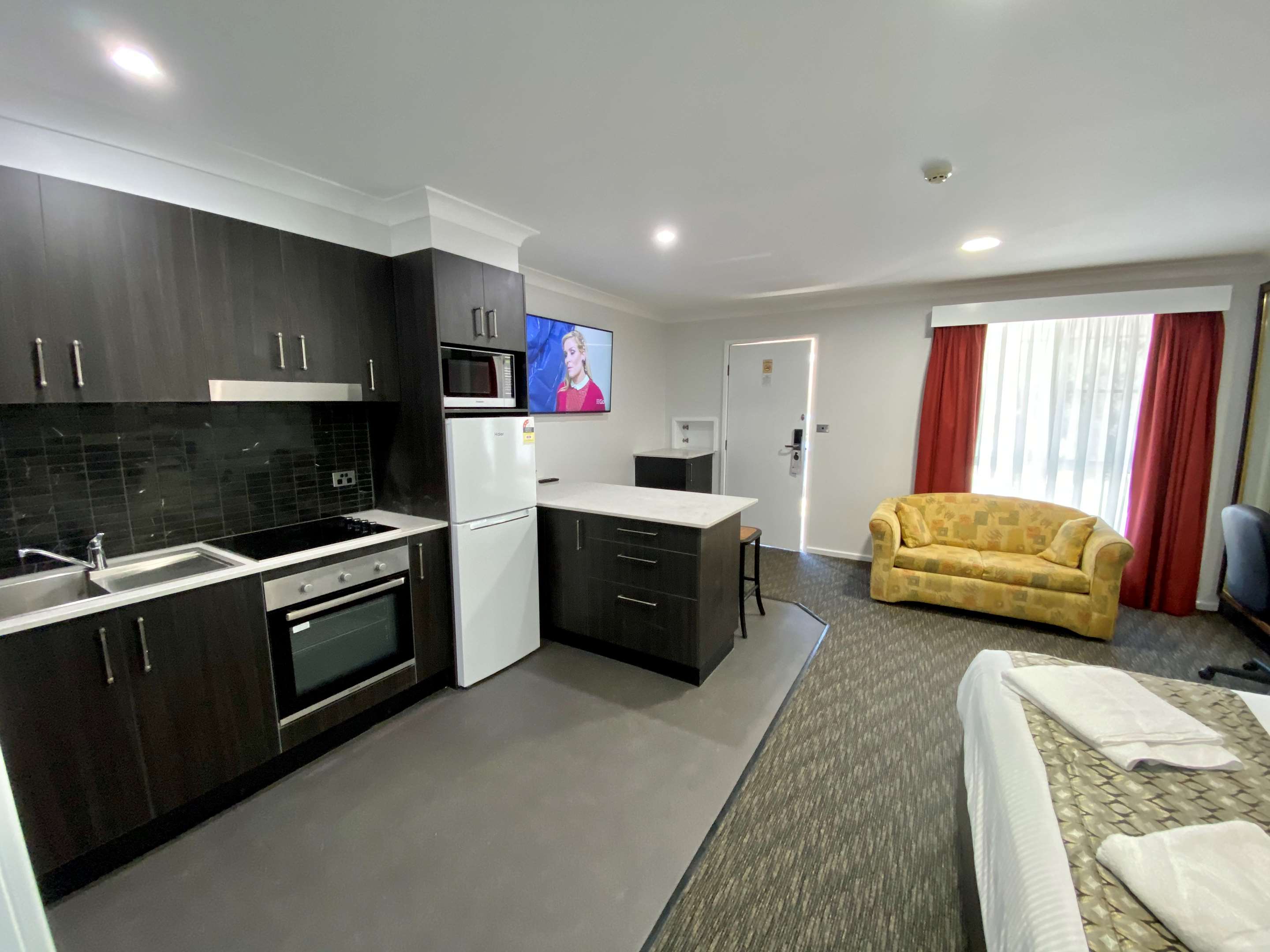 行政两卧室套房 - 带厨房