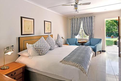 The Coach House 尊贵花园房 - 特大床双人/双床