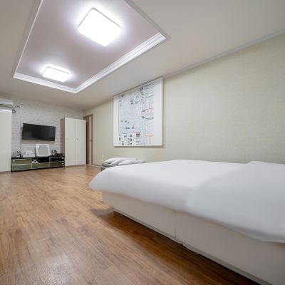Group Room (Large Room Type, Please Inquire At The Front Desk Before Make A Reservation, Standard) 쉘스톤 여수 쿠폰