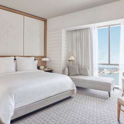 Hearing Accessible Premier King Room Non smoking Four Seasons Hotel New Orleans Promo Code