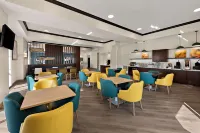 Comfort Suites Columbus East Broad