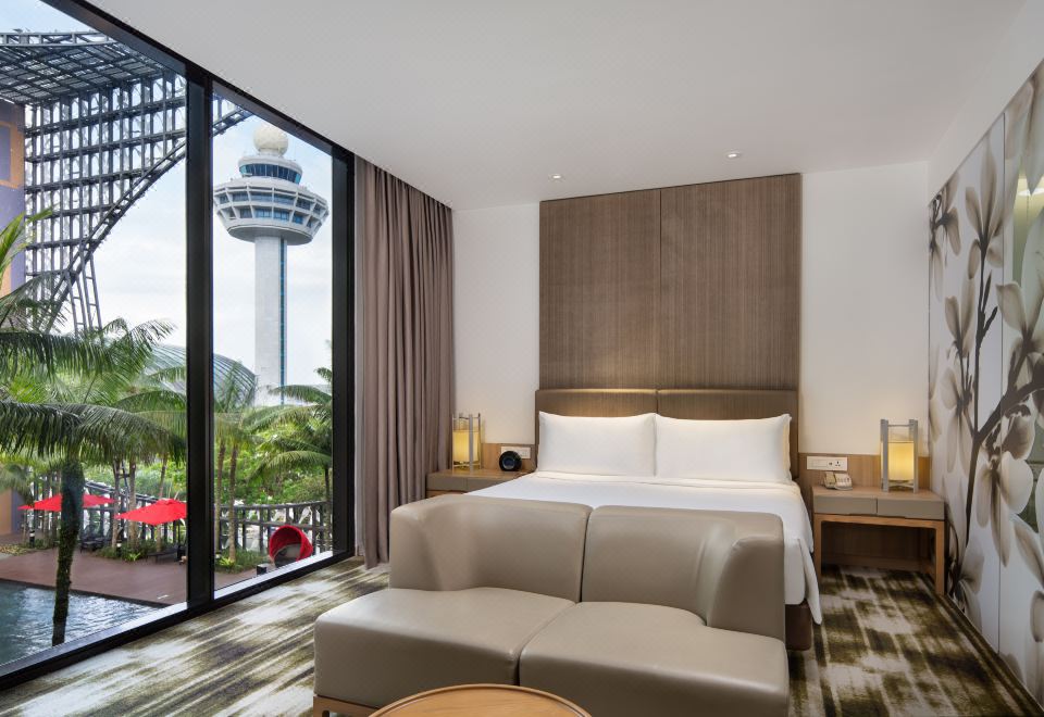 標準高樓層特大床池景房