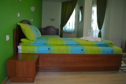 带阳台的三人房