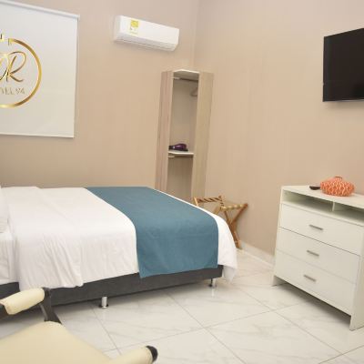 Deluxe Room Or Hotel 94 Promo Code