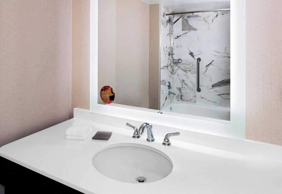 The Westin Savannah Harbor Golf Resort & SpaOne Bedroom Hospitality Suite