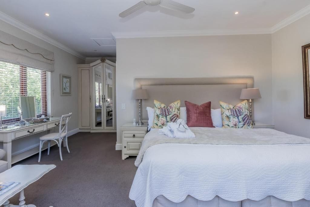 Fernwood Manor Boutique Guest House豪华8号房 - 带私人阳台