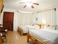 Villas Welcome to Heaven Hotels in Puerto Carrillo