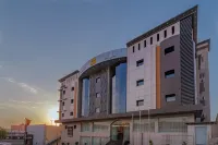 South Hotel Suites  호텔