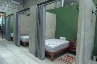Escentrike Hostal
