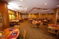 Grand Summit Resort