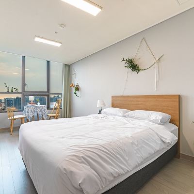 Deluxe Room Songdo Stay Resort Promo Code