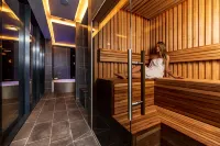 Amsterdam Plaza Hotel & Spa