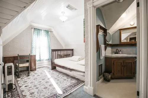 The Hostel California