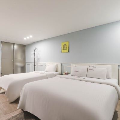 Twin 4 (2 Beds) Yeongju Case Business Hotel 쿠폰