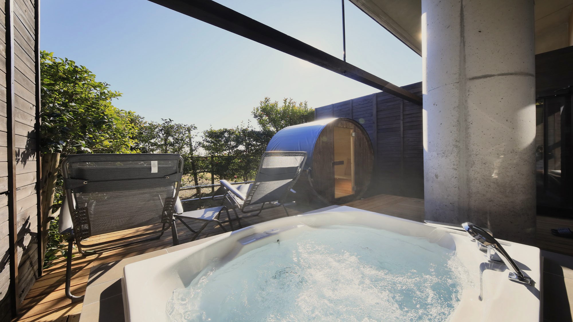 半日式豪华露台房45平方米带桑拿露天风吕