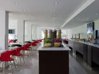 Breeze Boutique Athens Hotels in Athens