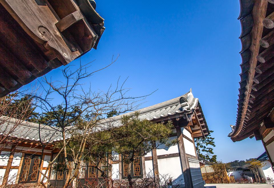 野花房