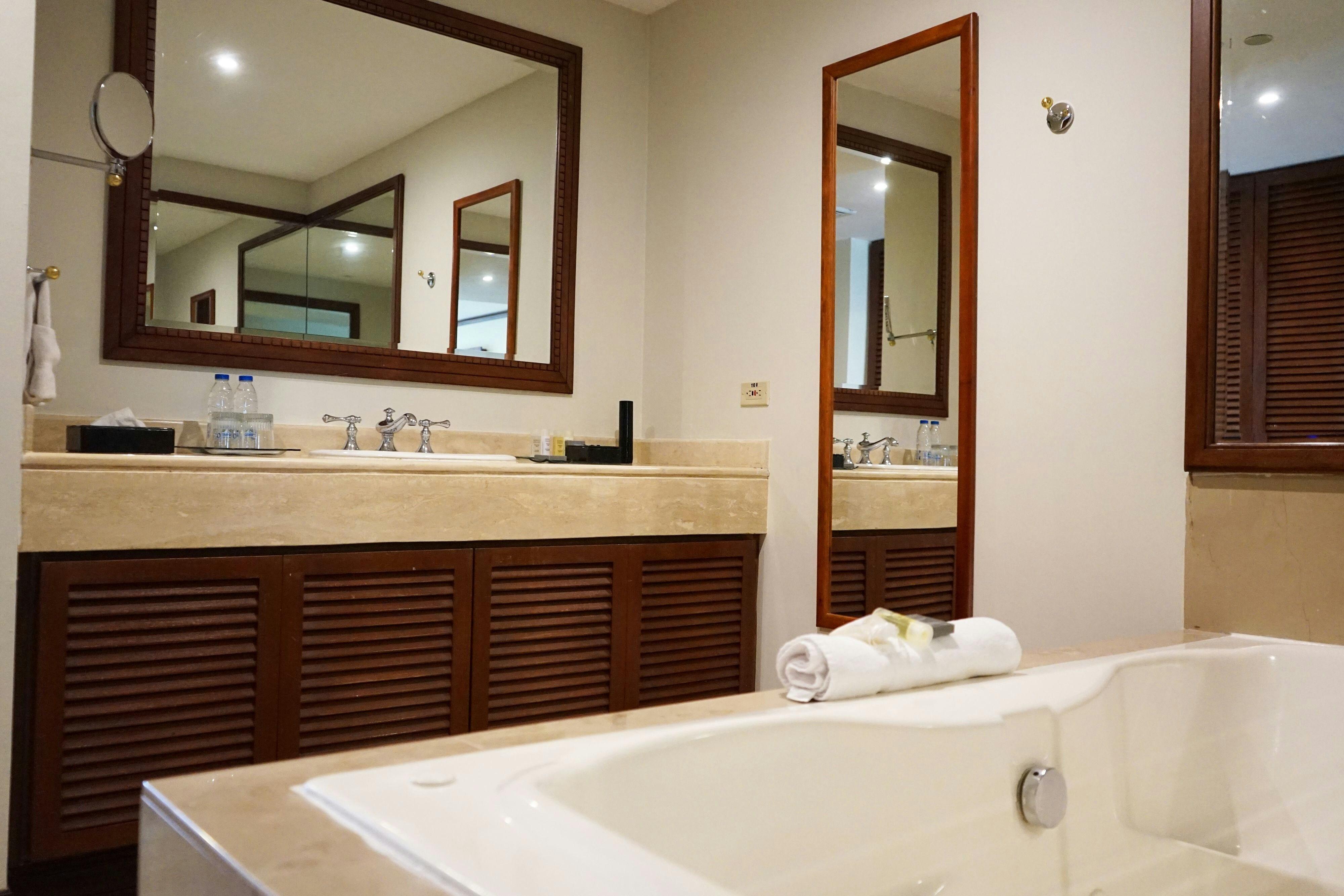 One Bedroom Executive Spa Suite
