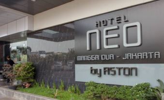 Neo Hotel Mangga Dua by ASTON