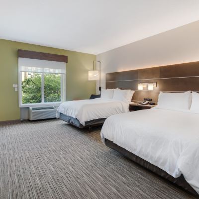 Queen Room with Two Queen Beds - Disability Access Hearing Hearing Accessible Accessible Tub Holiday Inn Express Hotel & Suites Orlando - Apopka, an IHG Hotel Promo Code