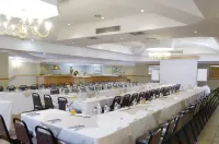 Manhattan Hotel