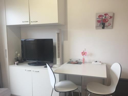 一室房（带沙发）