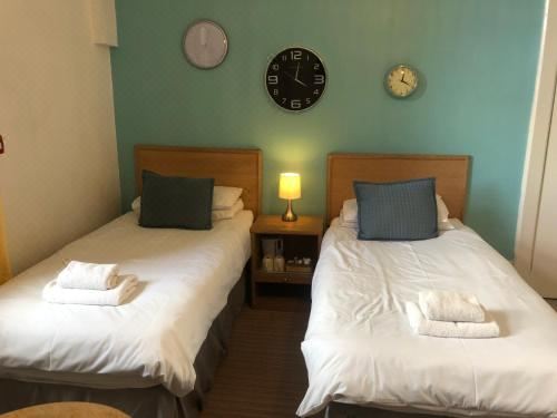 The Sandpiper Standard Twin Room