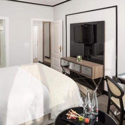 Deluxe Room Melia Castilla Promo Code