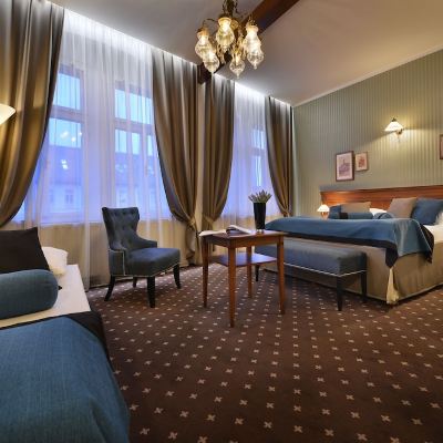 Deluxe Triple Room Hotel Morris Česká Lípa Promo Code
