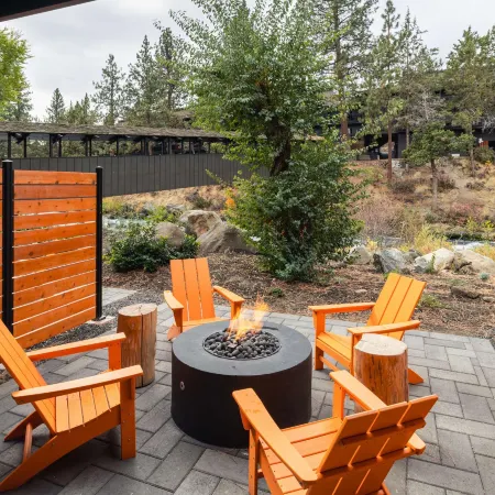Riverhouse Lodge