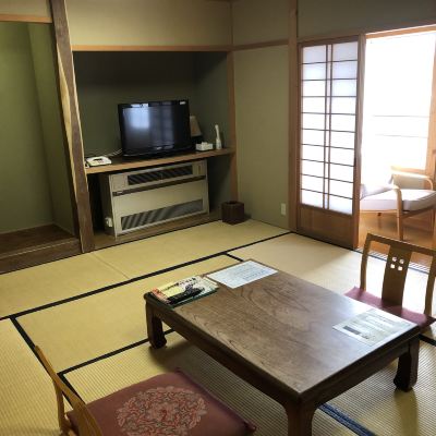 和室(8畳)(禁煙) あきた芸術村　温泉ゆぽぽ クーポン