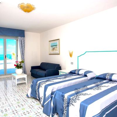 Superior Quadruple Room with Garden View Hotel Ferretti Promo Code