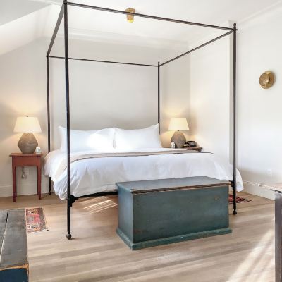 Classic Room Inness Promo Code