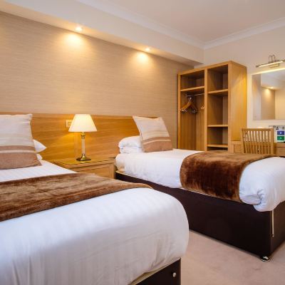 Executive Twin Room Adamson Hotel Promo Code