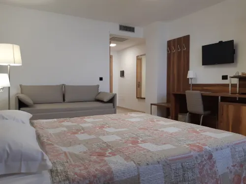 Morello Beach Hotel